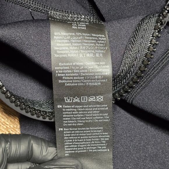 Sea-Doo 3 mm Escape Shorty Wetsuit mens Large Navy Blue Marine Surfing Swimming - Picture 16 of 16